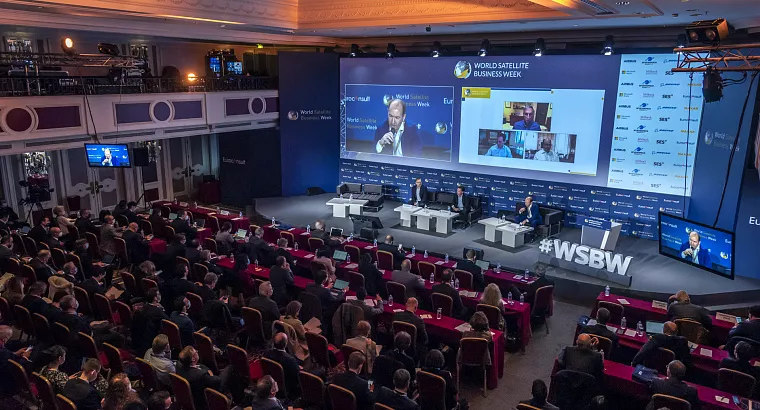 Госзаказ, тяжелые носители и спутник как софт: новые ориентиры спутниковой индустрии обсудили на World Satellite Business Week 2025