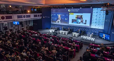 Госзаказ, тяжелые носители и спутник как софт: новые ориентиры спутниковой индустрии обсудили на World Satellite Business Week 2025